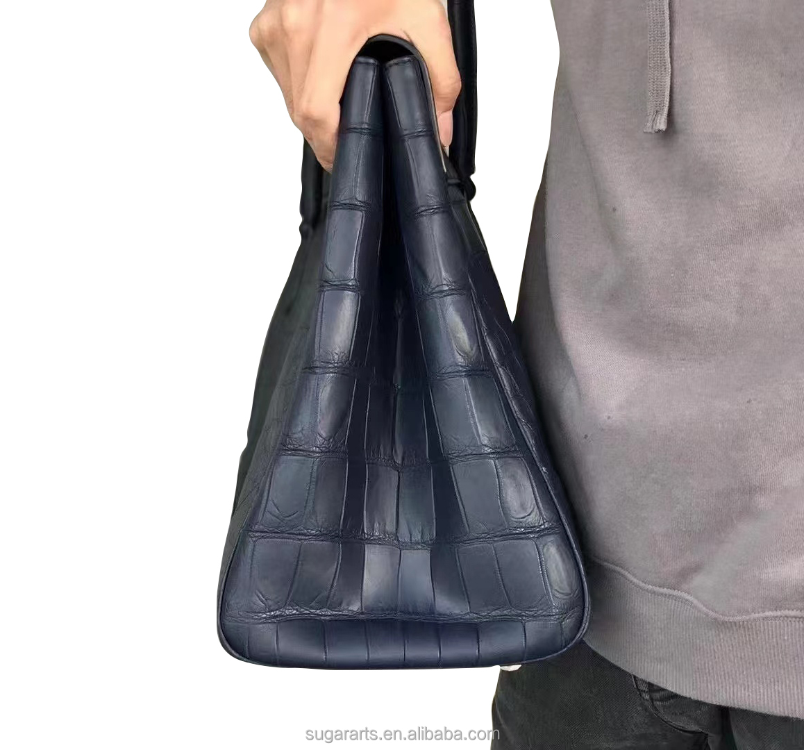 The new fashion travel bag high-capacity neutral gender bags Navy blue mixed crocodile embossed bag