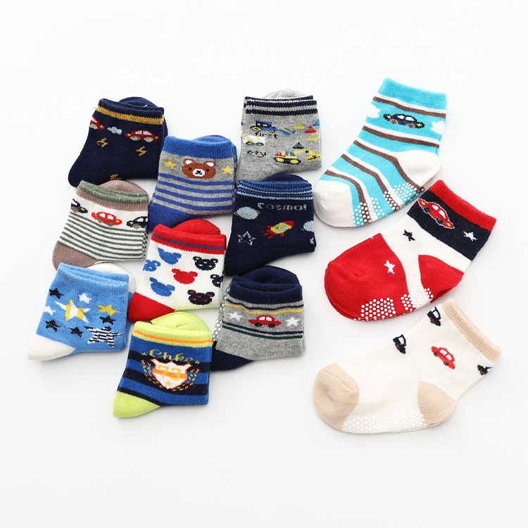 Wholesale sport custom trampoline socks grip socks