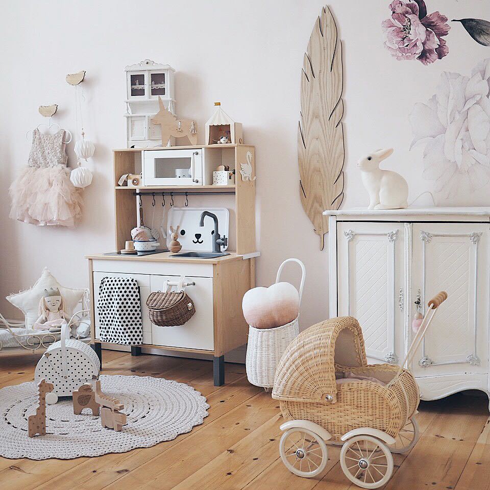 Baby Walker Doll Wicker Stroller Buggy Carriage Rattan Doll Pram With Wheels Kids Room Decoration Re