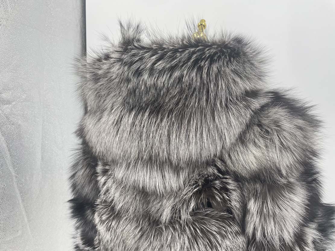 QIUCHEN-QC8143 winter mens real silver fox fur jacket with fur hood luxury thick hoodies plus size c