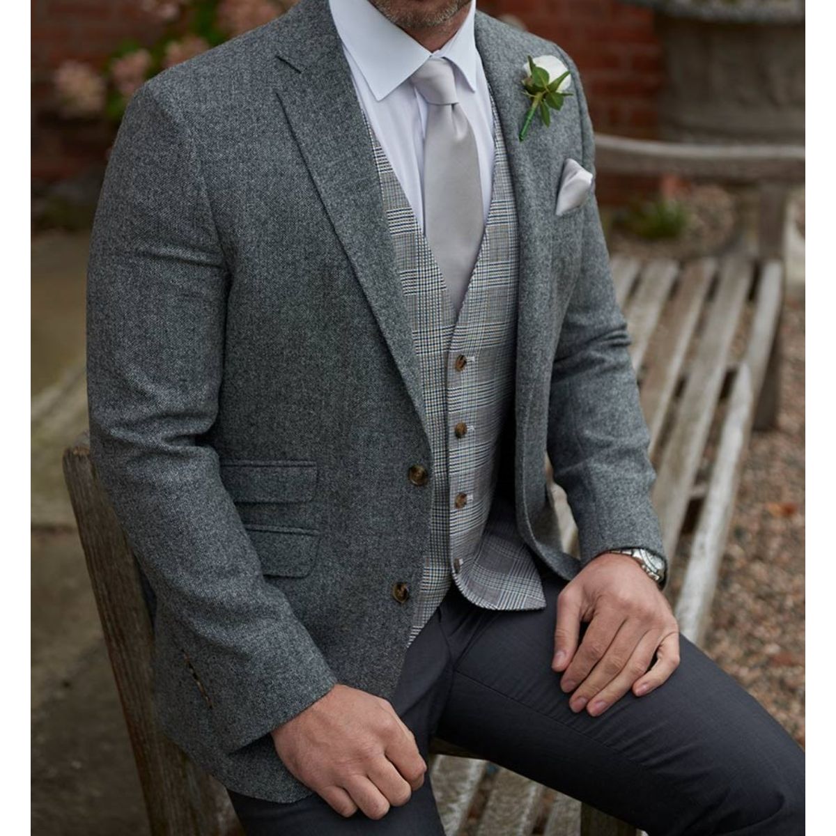 Fastening Style Men's Designer Wear Suit Tuxedo For Men's Party Wear Wedding Functions Coat Pant 3 P