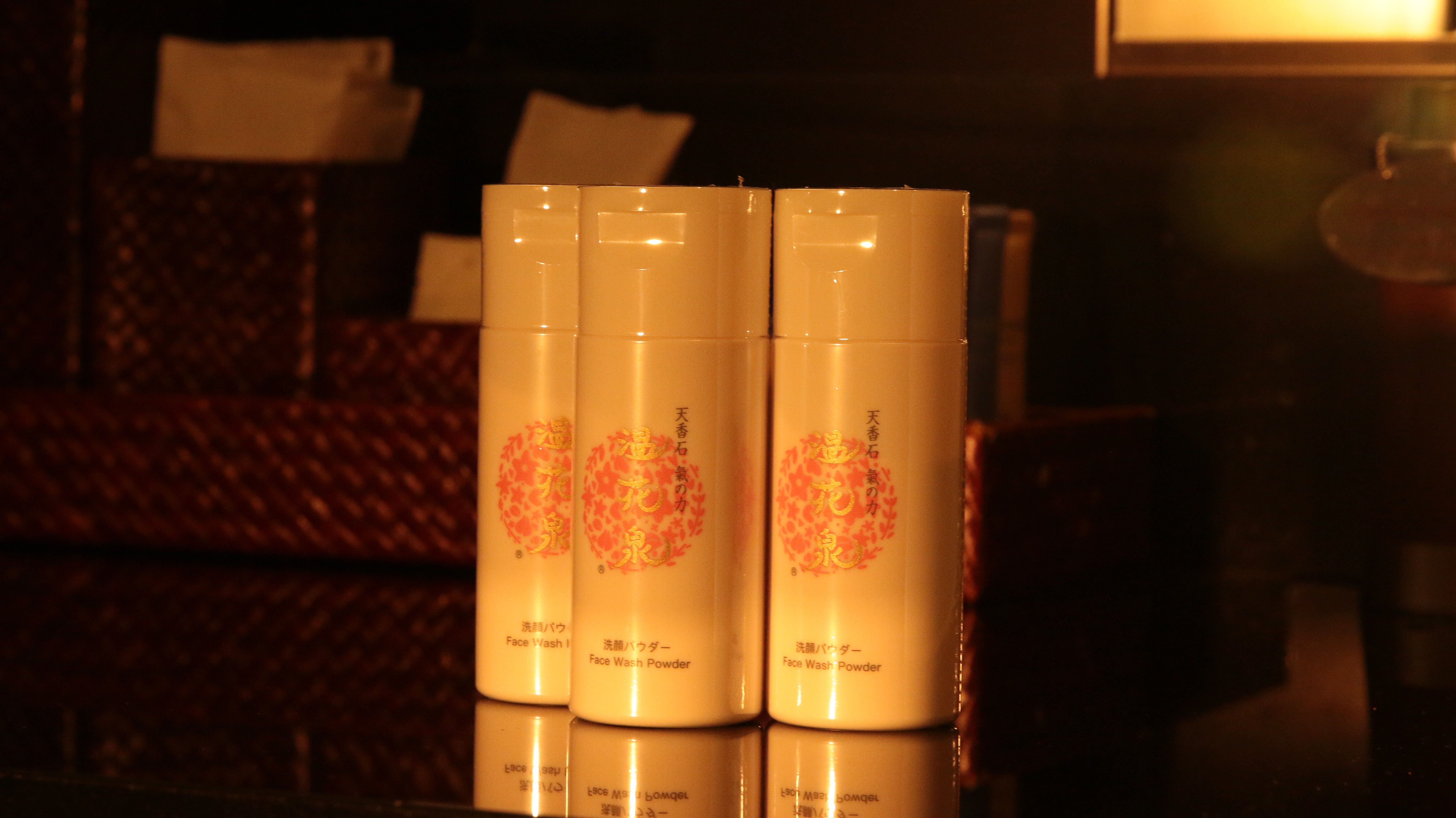 Naturally Derived Cleansing Ingredients Beauty Powder Skincare Facial Cleansing Tool