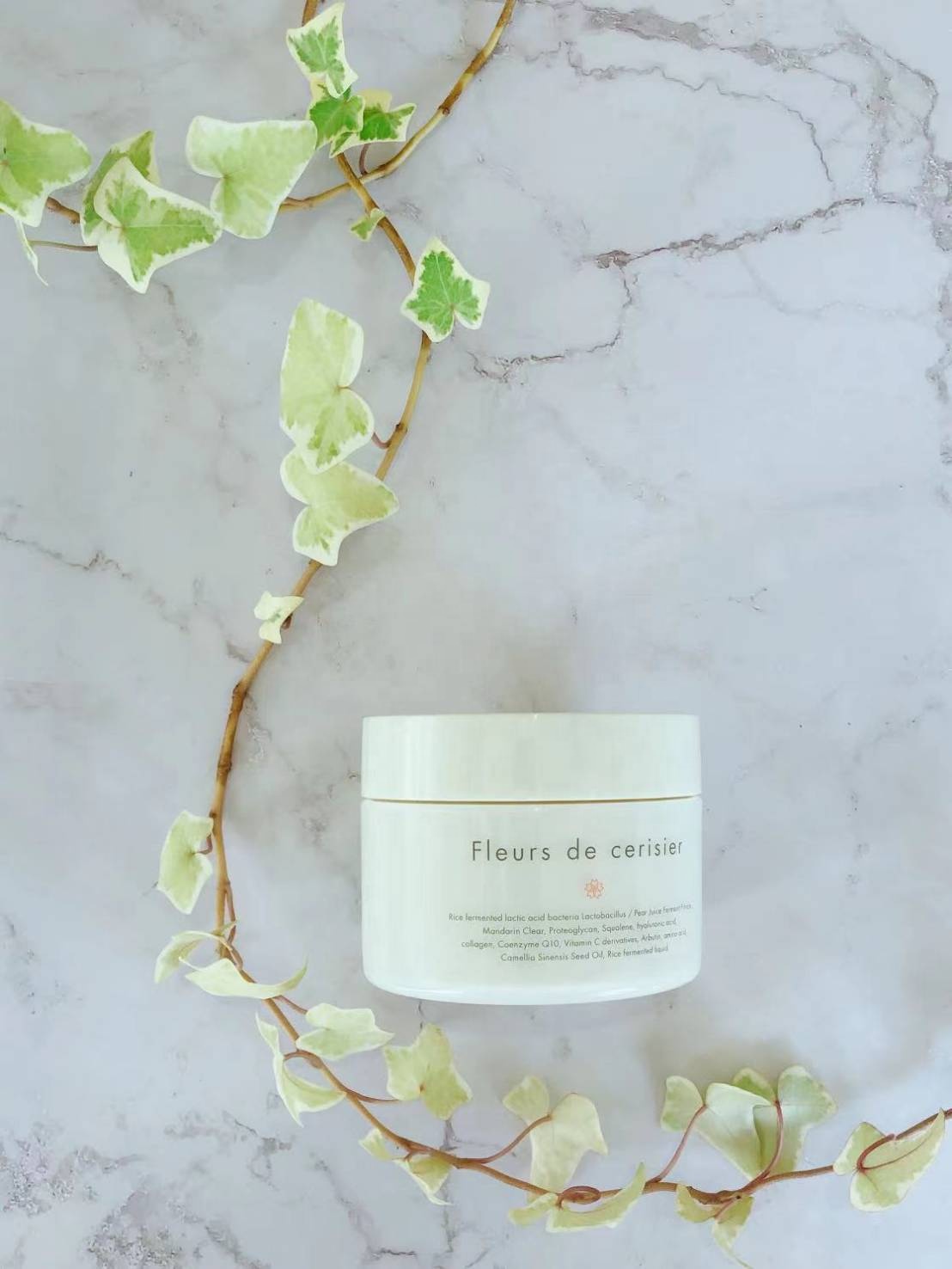Regulates skin cells care lightening whitening fac