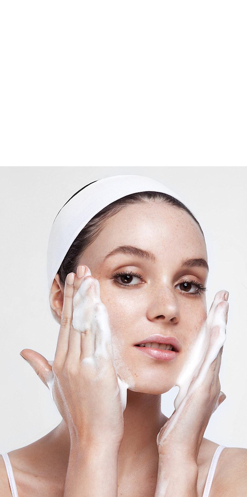 White tube facial cleanser, amino acid clear muscl