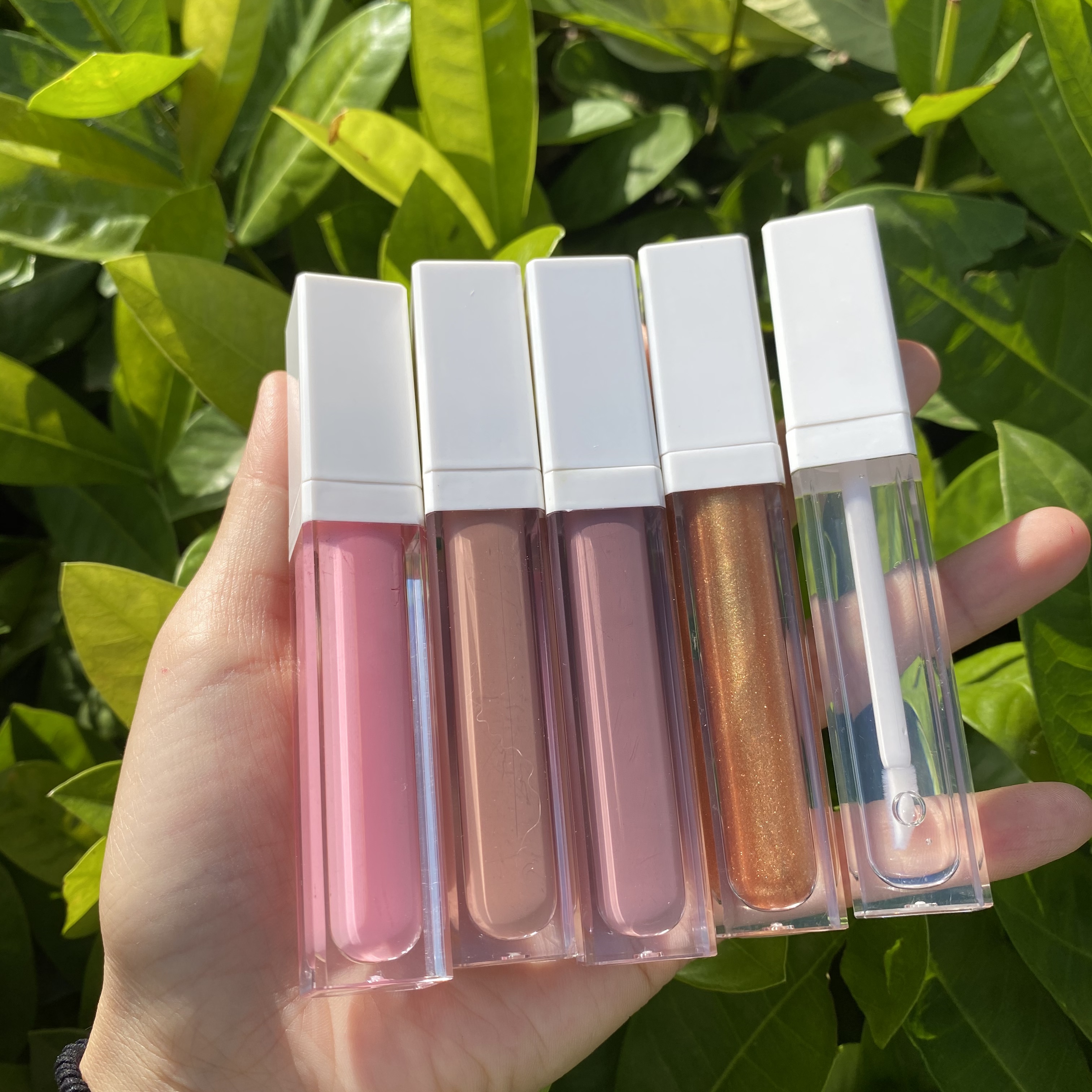 OEM/ODM Lip Gloss Container Lipgloss Base Shiny Cu