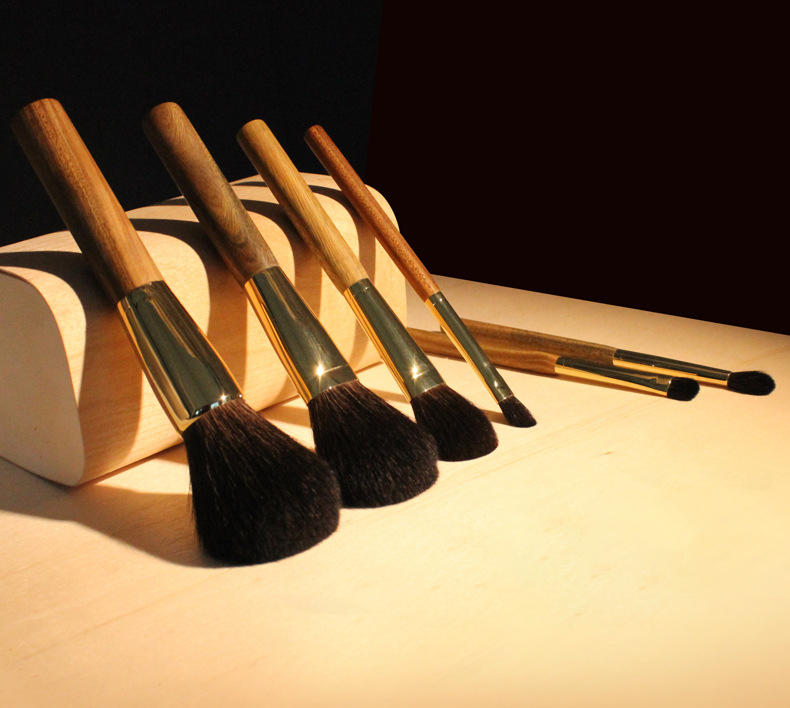 OUMO- 11pcs luxury grey squirrel hair green sandalwood handle makeup brush set with private label  n