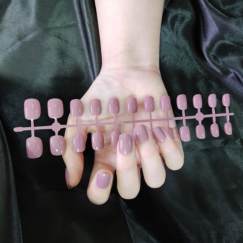 【Ready Stock】Simple Solid Color Fake Nail 24 Pieces of Nail Pieces Fake Nail Art Finished Beauty Car