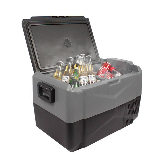 City souvenir built in energy drink miniature lock home appliances  12V 24V mini car fridge househol