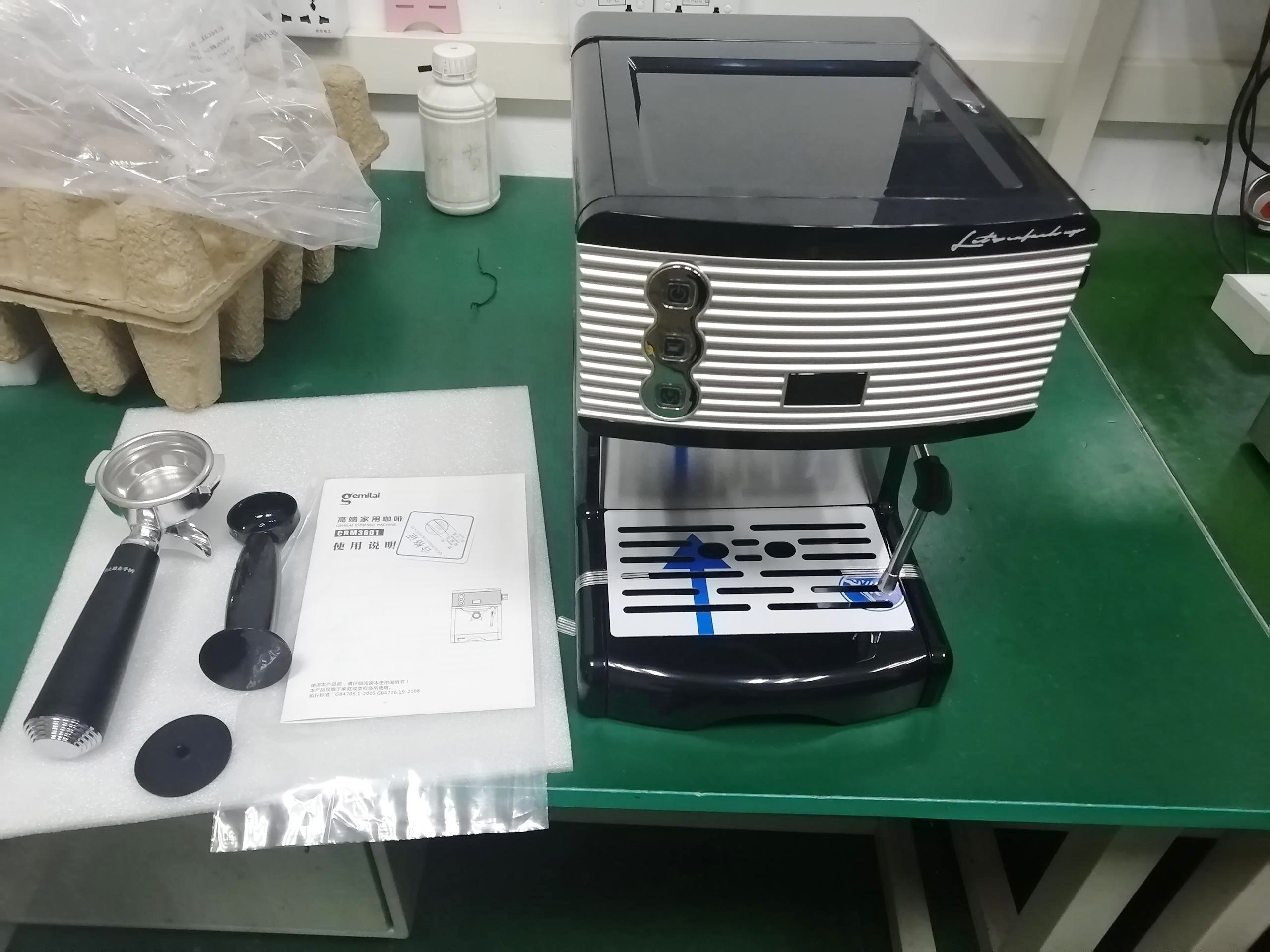 Home Appliances Semi Automatic Espresso Coffee Machine with Milk Frother