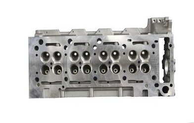 Auto Spare Parts 6110105420 6110104420 Cylinder Head fit for benz sprinter