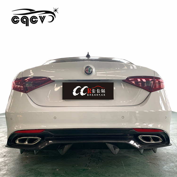 Hight quality body kit for Alfa Romeo auto parts rear bumper and carbon fiber rear diffuser rear spo