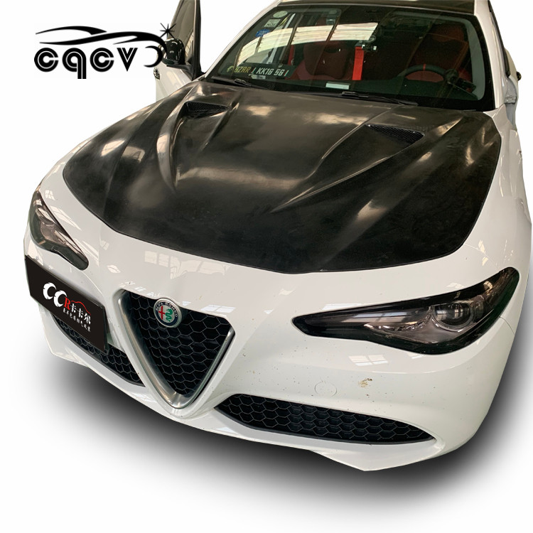 Hight quality body kit for Alfa Romeo auto parts rear bumper and carbon fiber rear diffuser rear spo