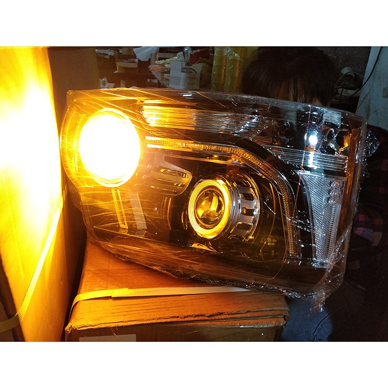 4x4 Headlight for Land Rover  Discovery 3/4  head lamp auto parts for Land Rover vehicles 2006-2009