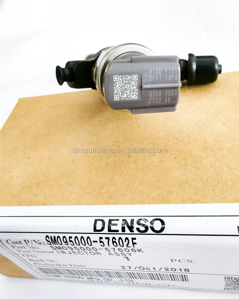 Genuine auto parts 095000-5760,1465A054,SM095000-5760,9709500-576 common rail injector Assy