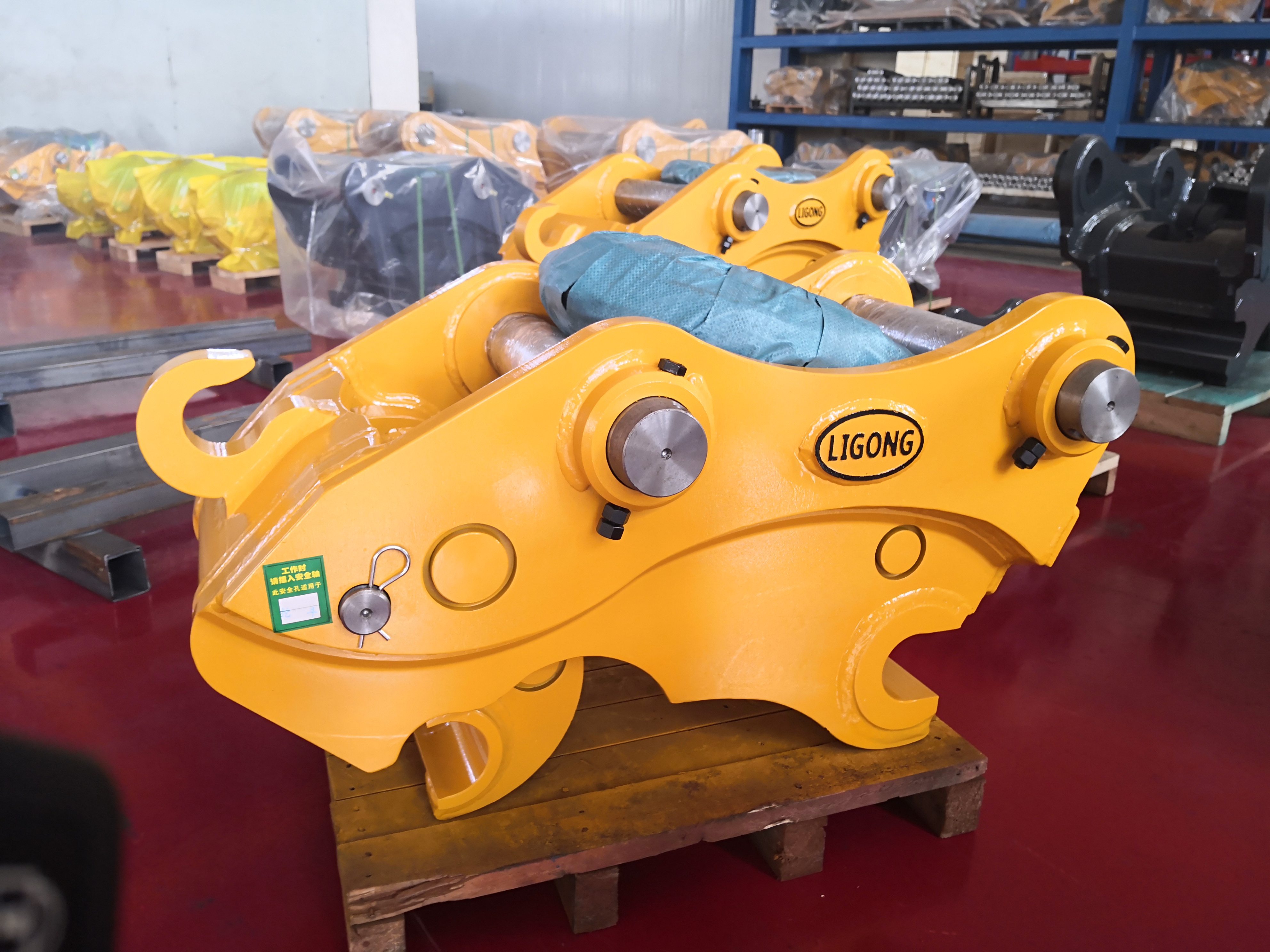 IHI Excavator Quick Hitch XGMA Quick Coupler connecting spare parts with 18 months warranty