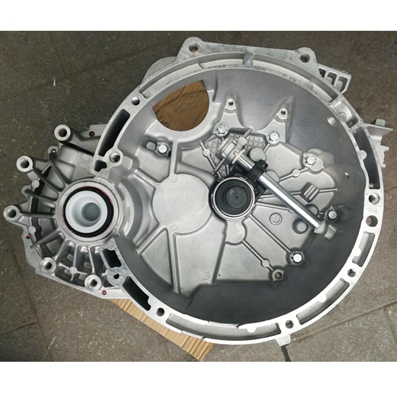 Auto Parts Manual Transmission Gearbox 512MHA-1700010  for Chery E5