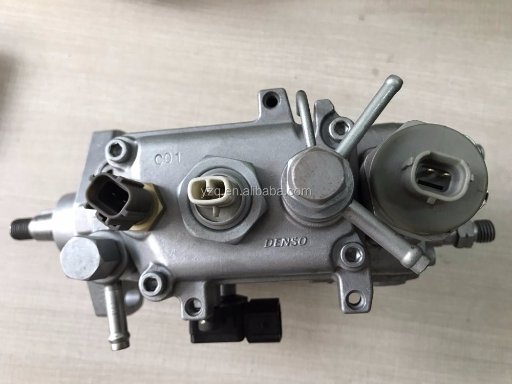 Auto Engine Parts Fuel Injector Pump 22100-5D180 for Hiace 5l 2001-2005 Injection Pump