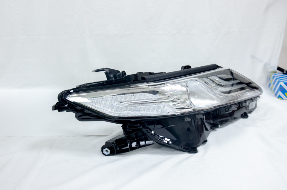 MAICTOP AUTO PARTS GOOD QUALITY headlight MIDDLE EAST MODEL for camry 2018 2019