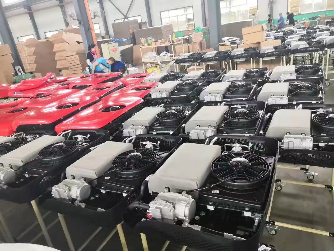 China manufacture roof top electric overhead all-in-one truck air conditioner 12V 24V auto parts