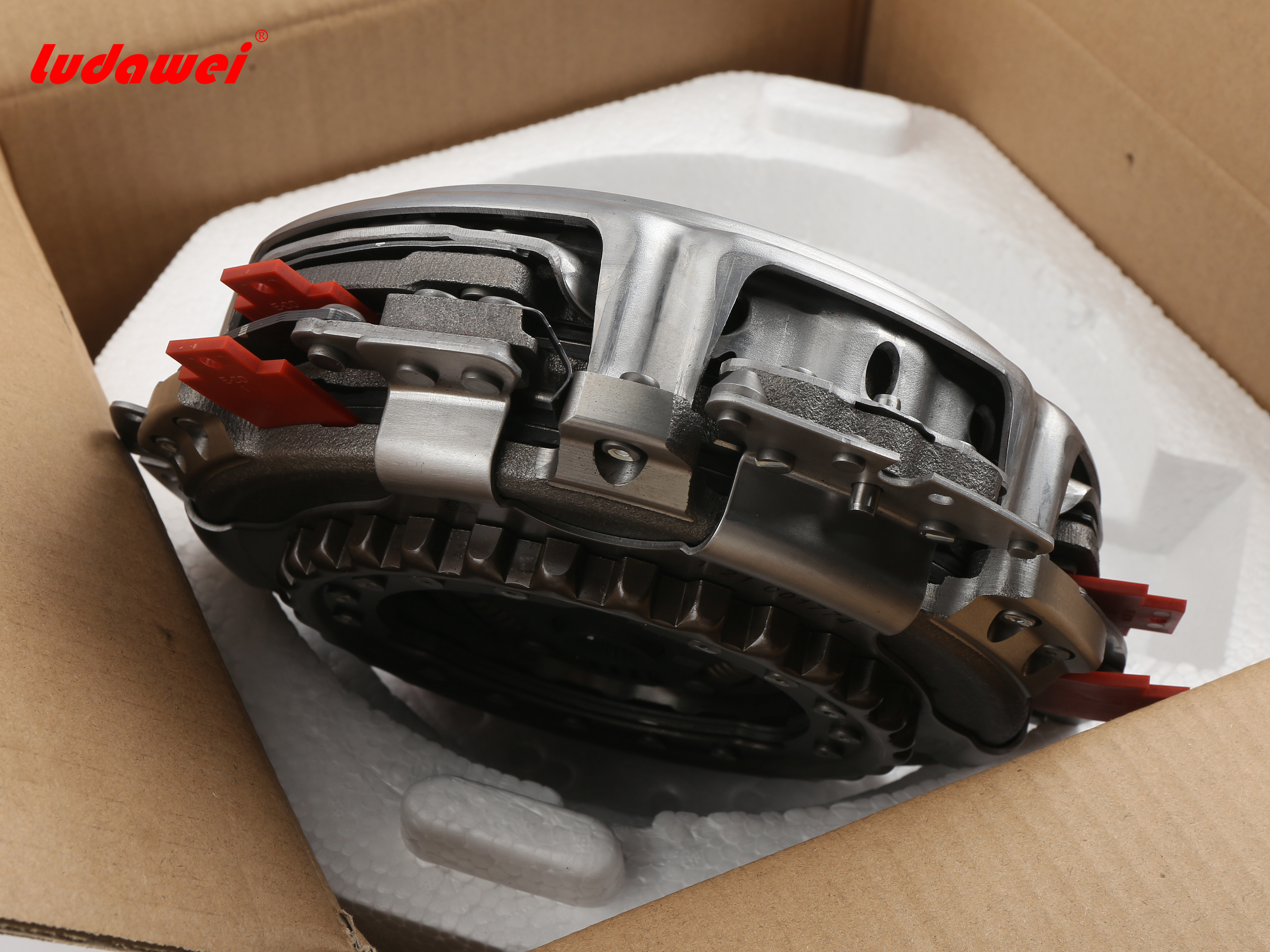 Hight quality Auto parts Clutch assembly For BYD L3/F3/G5/G6 6DT25-1600010