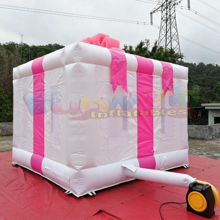 New Outdoor Adult High Quality Inflatable gift Bounce House Jumping Castle
