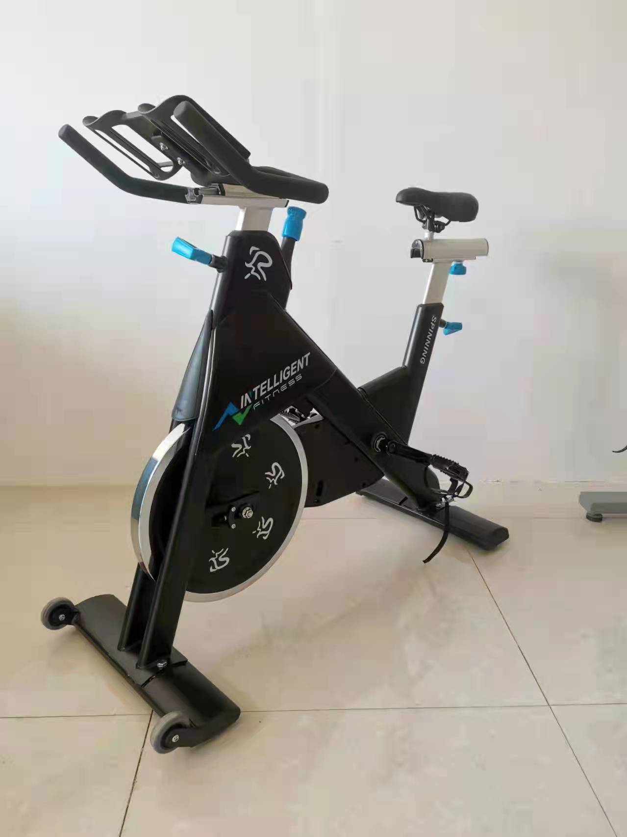 Good Quality Sports & Outdoors Commercial Exercise Adjustable Fitness Spinning Bike