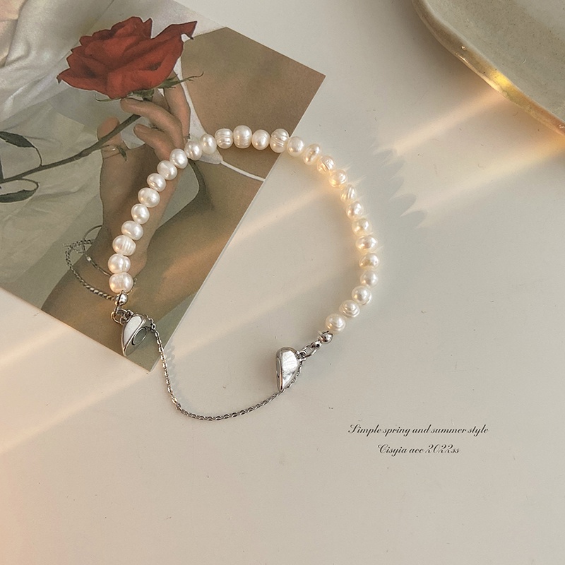 Vintage Fashion Pearl Bracelet Magnetic Heart Bangle Women Jewelry Accessories