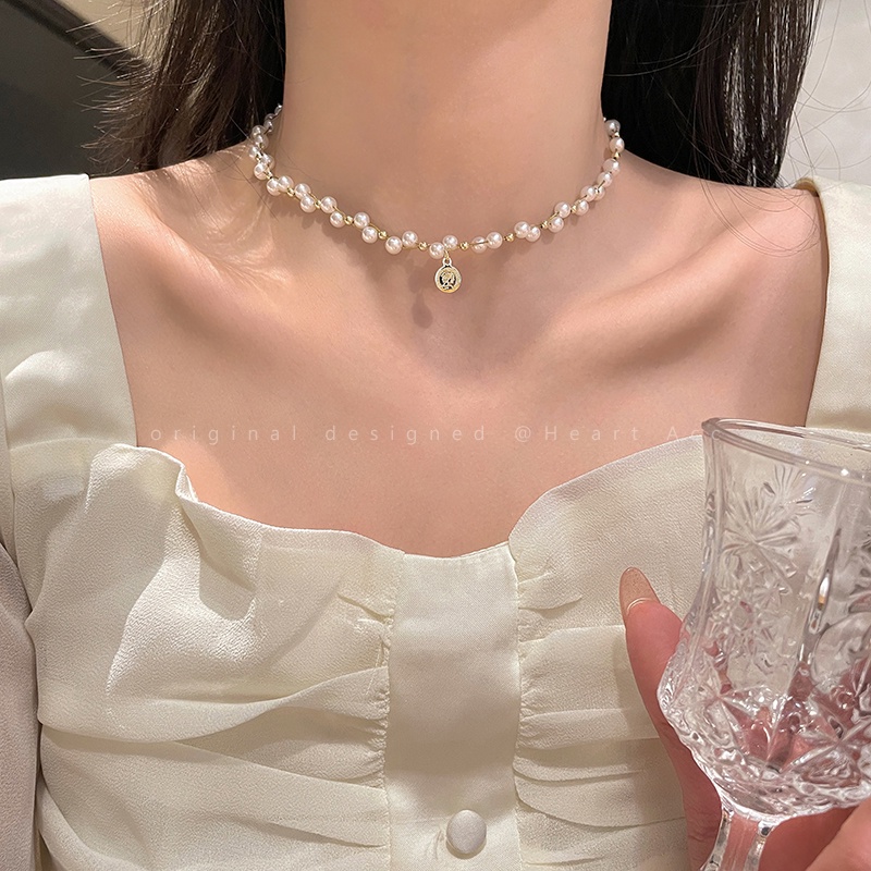 Pearl Beads Necklace Bracelets Portrait Coin Pendant Choker Gold Bracelet Set for Women Elegant Acce