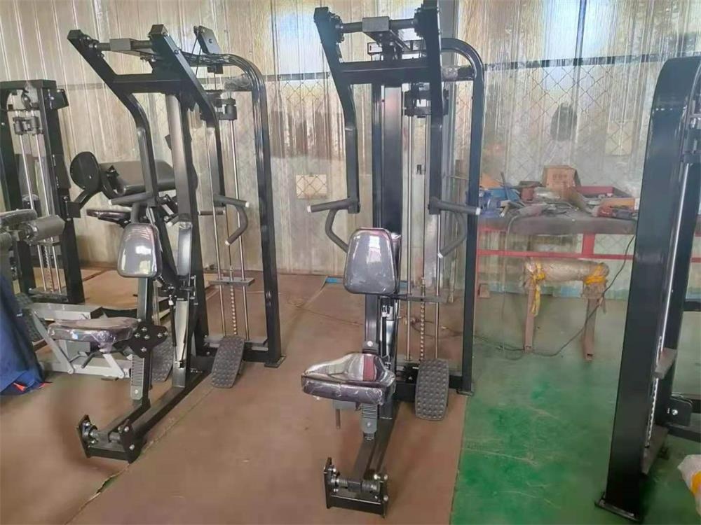 Strength training other sports gym equipment lat pulldown low row