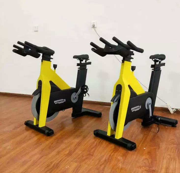 Hot Sales Commercial Indoor Cycling Sports Static Bicycle Exercise Magnetic Resistance Exercise Spin