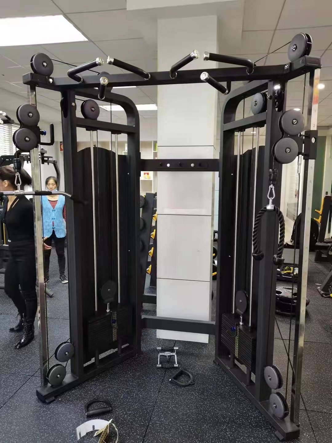Smith machine multi function gym adjustable cable gym with triceps/chinning/lat/row squat rack