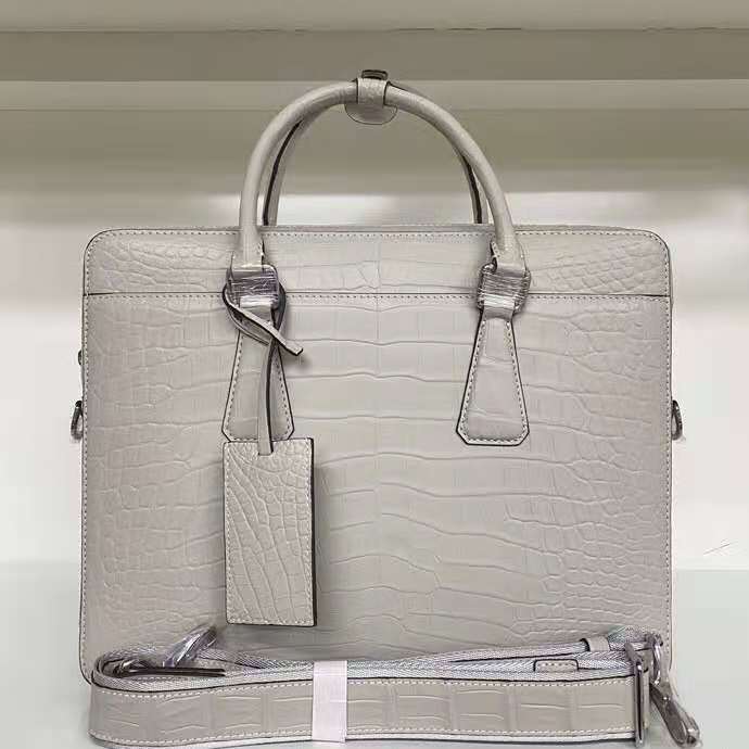 China Top Quality Real Crocodile Belly Skin Genuine Leather Briefcase Hand Bag for Men