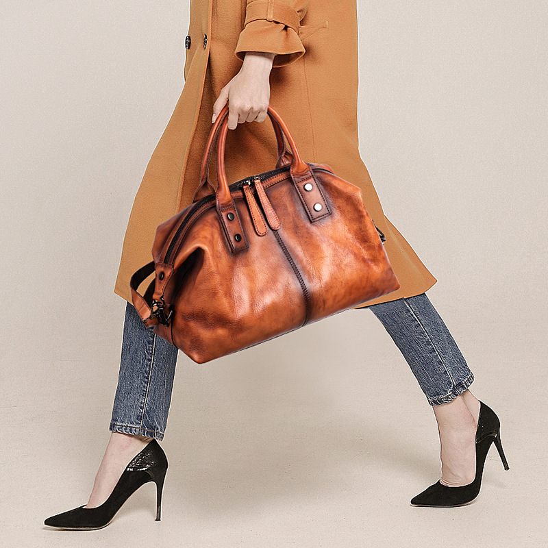 European and American vintage luxury handbag for woman shoulder messenger bag large capacity handbag