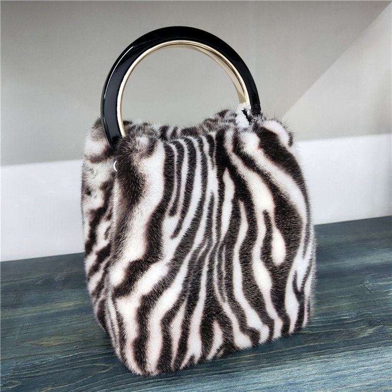 Wholesale Real fur eco-friendly mink velvet handbag messenger bag fashion various colors