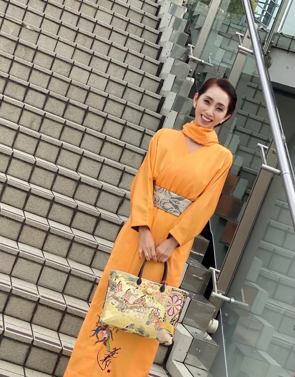 Lightweight new design women branded fashion hand bag easy to hold women's designers bags