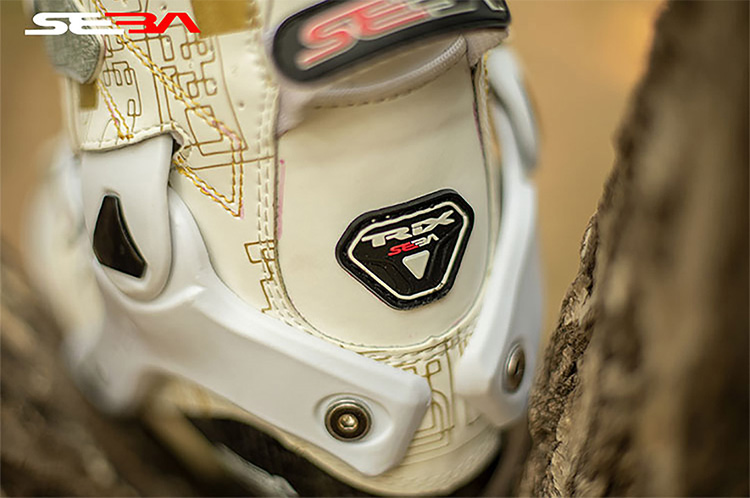 MACCO flat fancy roller skates adult roller skates SEBA graffiti white gold roller skates TRIX Saint
