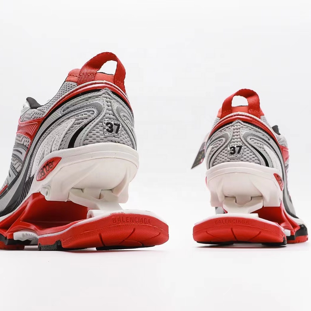 High Quality Luxury Famous Brands Designer Men Women Sports Triple S Chunky Trainers Sneaker Shoes