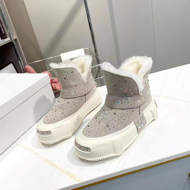 Women Snow Boots The Wool Star-hot Diamond-Hard And Skid-proof Winter Warm Platform Shoes Top Qualit
