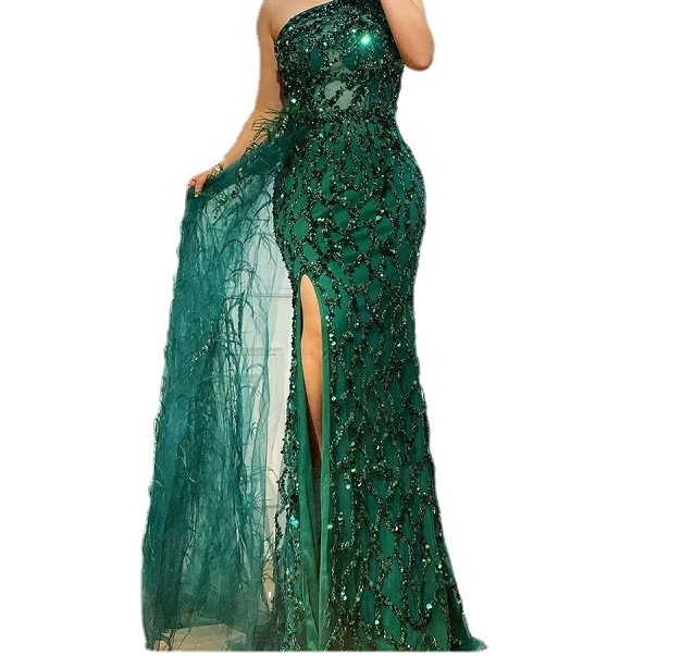 ili von Allure Green Beaded Feathers One Shoulder Stunning Evening Gowns  High End Women Sexy Party 
