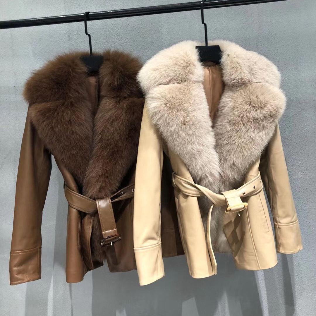 2022 bulk wholesale custom outerwear big fox fur collar women softshell clothes streetwear luxury wi