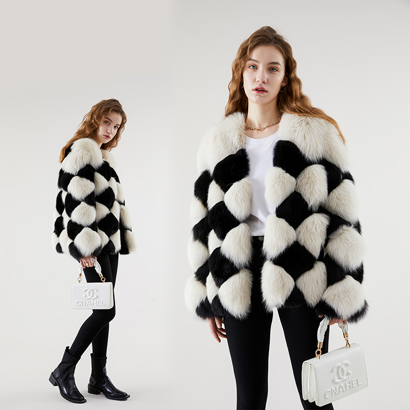 Factory Supply Attractive Price Fashionable Jacket Custom womens coats with fur