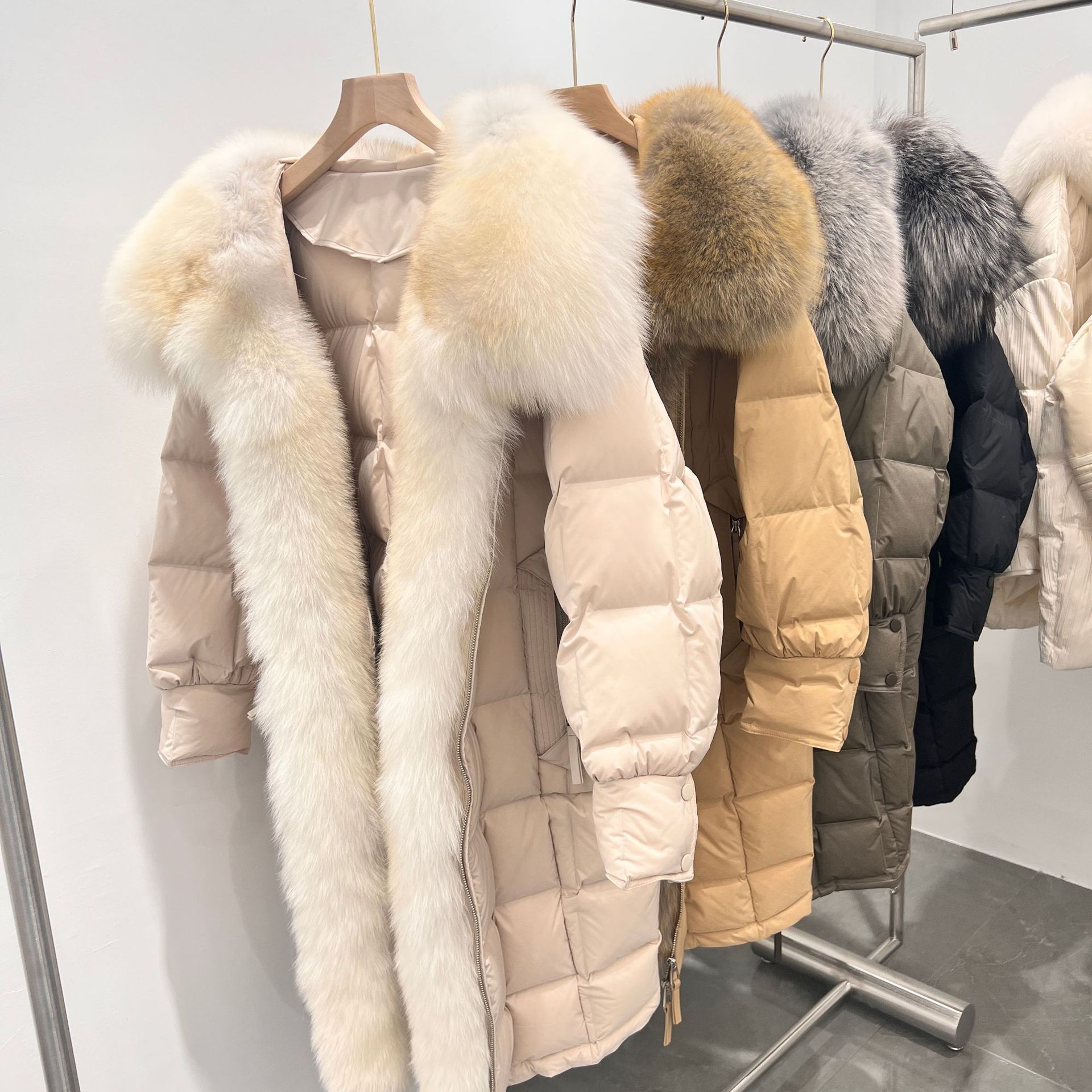 2023 autumn/winter fur coat fox big fur collar front white goose down jacket women's long style