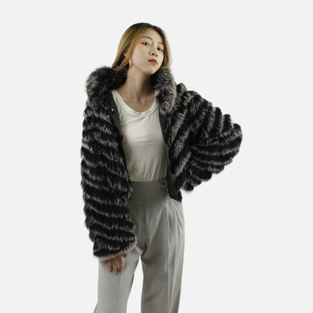 New Winter Coat Jacket Women Fur Coat Short Style Genuine Fox Fur Coat With Detachable Fur Collar