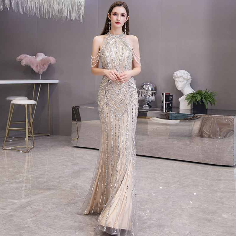 Fashion party halter neck crystal decoration Dubai dress luxury shiny slim slimming banquet dress
