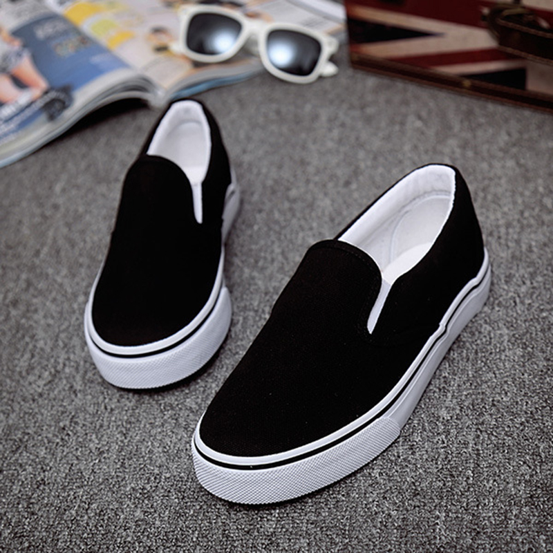 Low moq slip on blank black white sneakers breatha