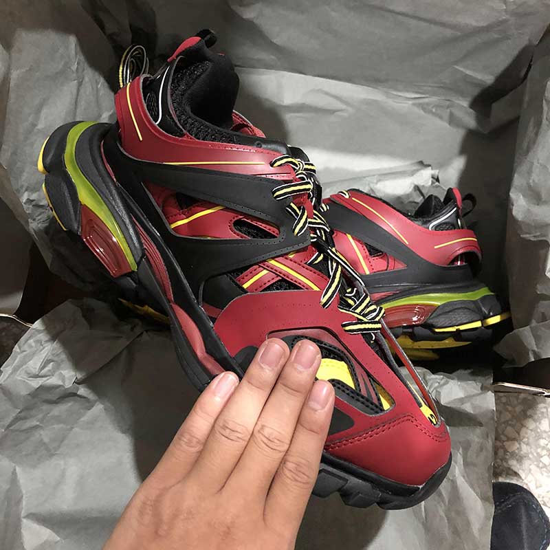wholesale cheap Men fashion luxury shoes brands famous sock designer balencia Track Sneaker