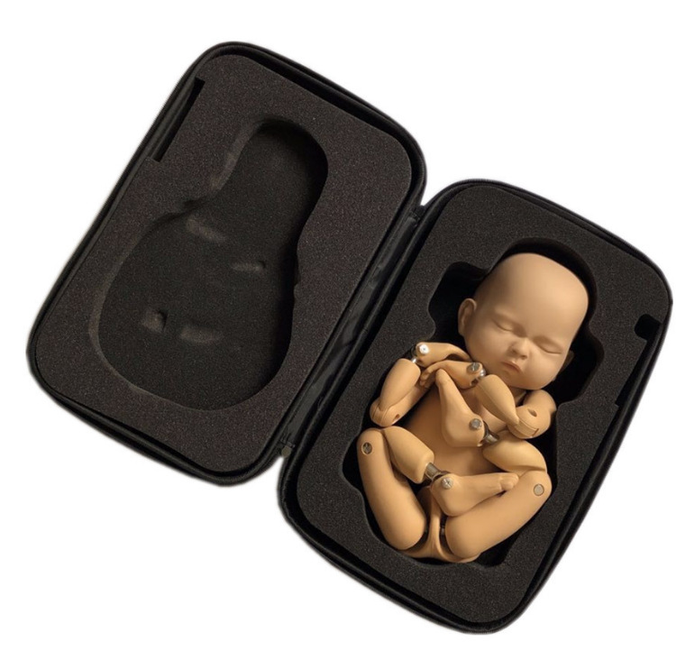 Baby silicone reborn simulation doll helps new parents practice taking care of the doll model
