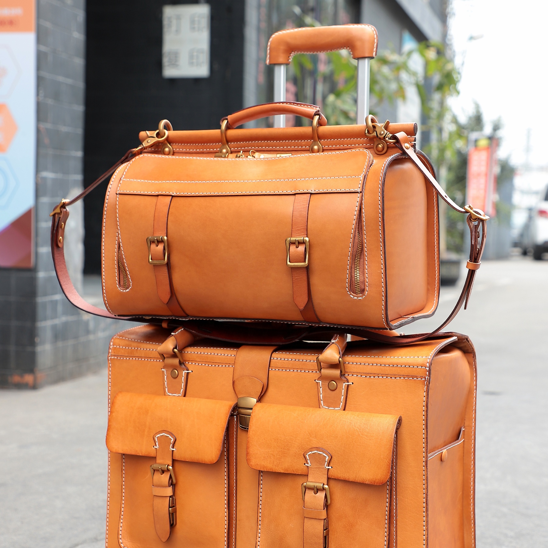 Fashion Luggage Bag Travel Tote Handbags Outdoor Weekender Shoulder Luggage Waterproof Sports Genuin