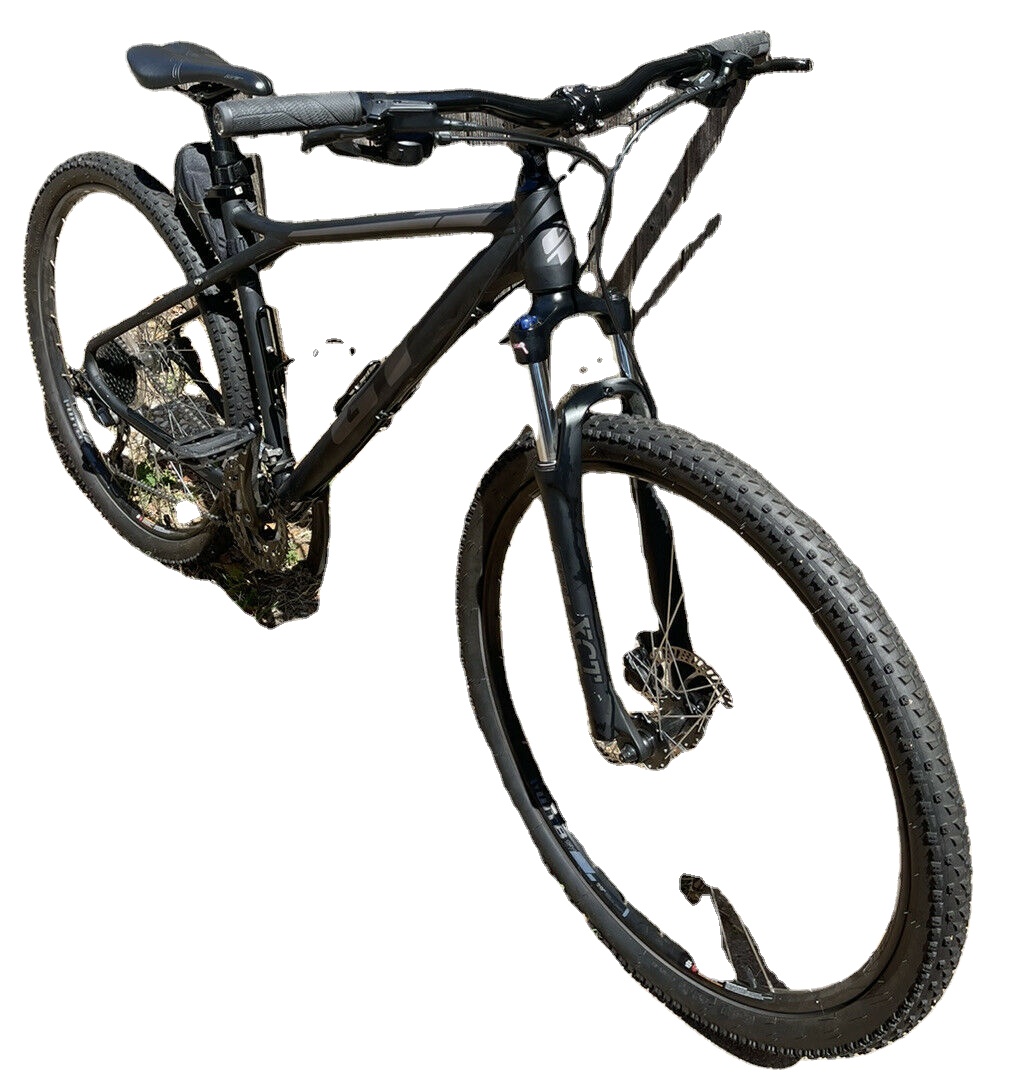 HOT SALES 2020 GT AVALANCHE SPORT MOUNTAIN BIKE LARGE WITH ADDED ACCESSORIES