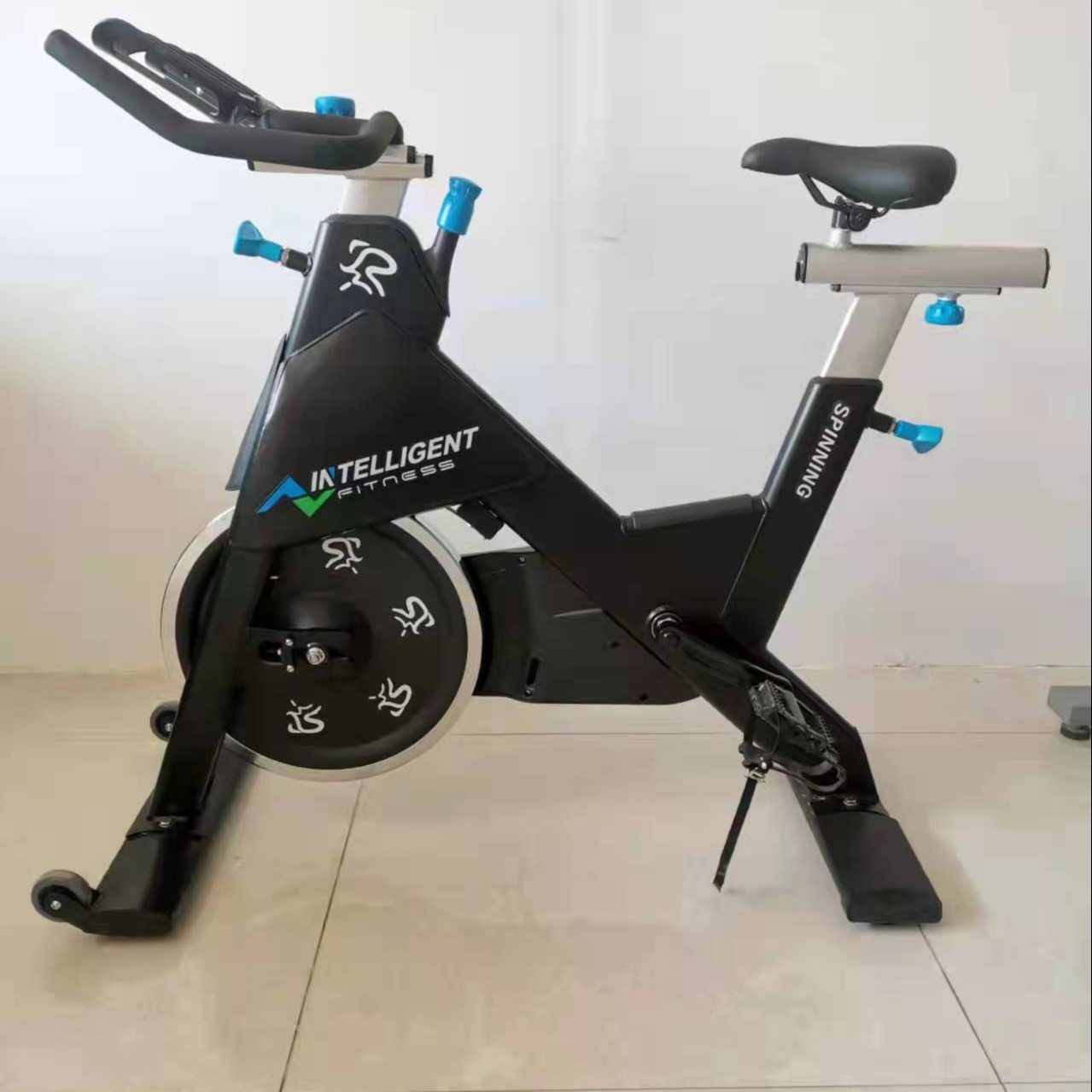 Good Quality Sports & Outdoors Commercial Exercise Adjustable Fitness Spinning Bike